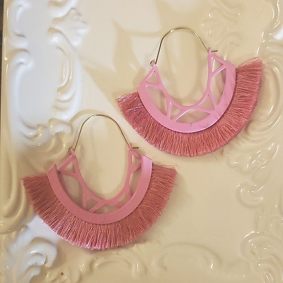 Pink and Purple Jewelry Bundle~ 2 pairs Earrings and a Unique Cuff/Bracelet - Picture 4 of 11